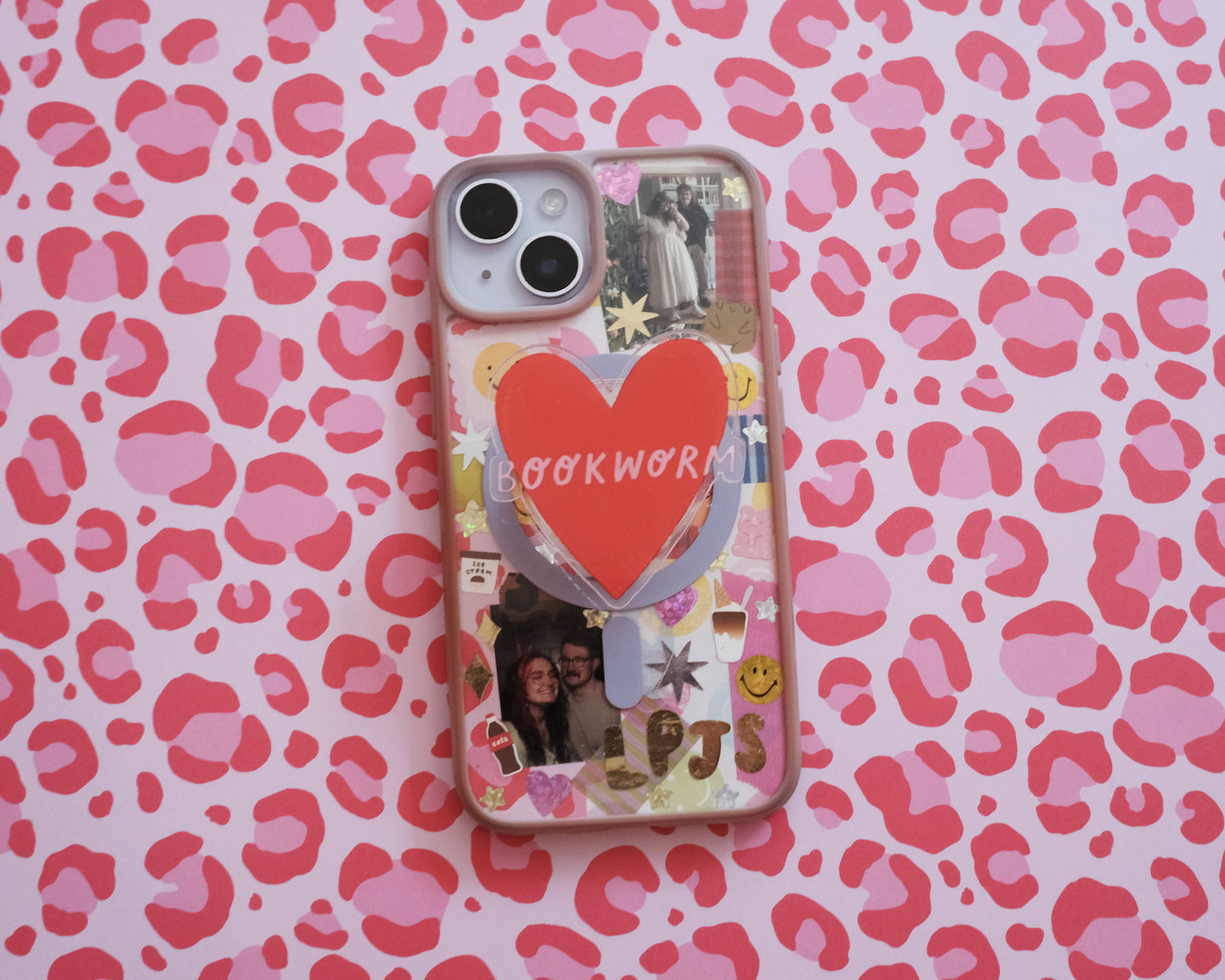 Bookworm Phone Grip