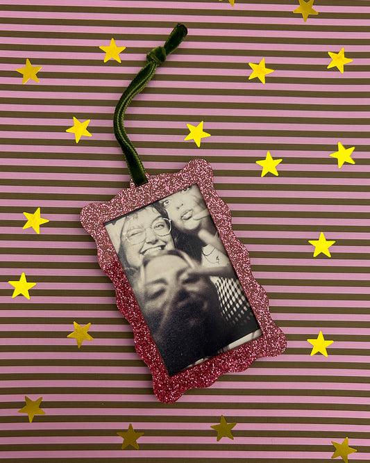 Wavy Photo Frame Hanging Decoration