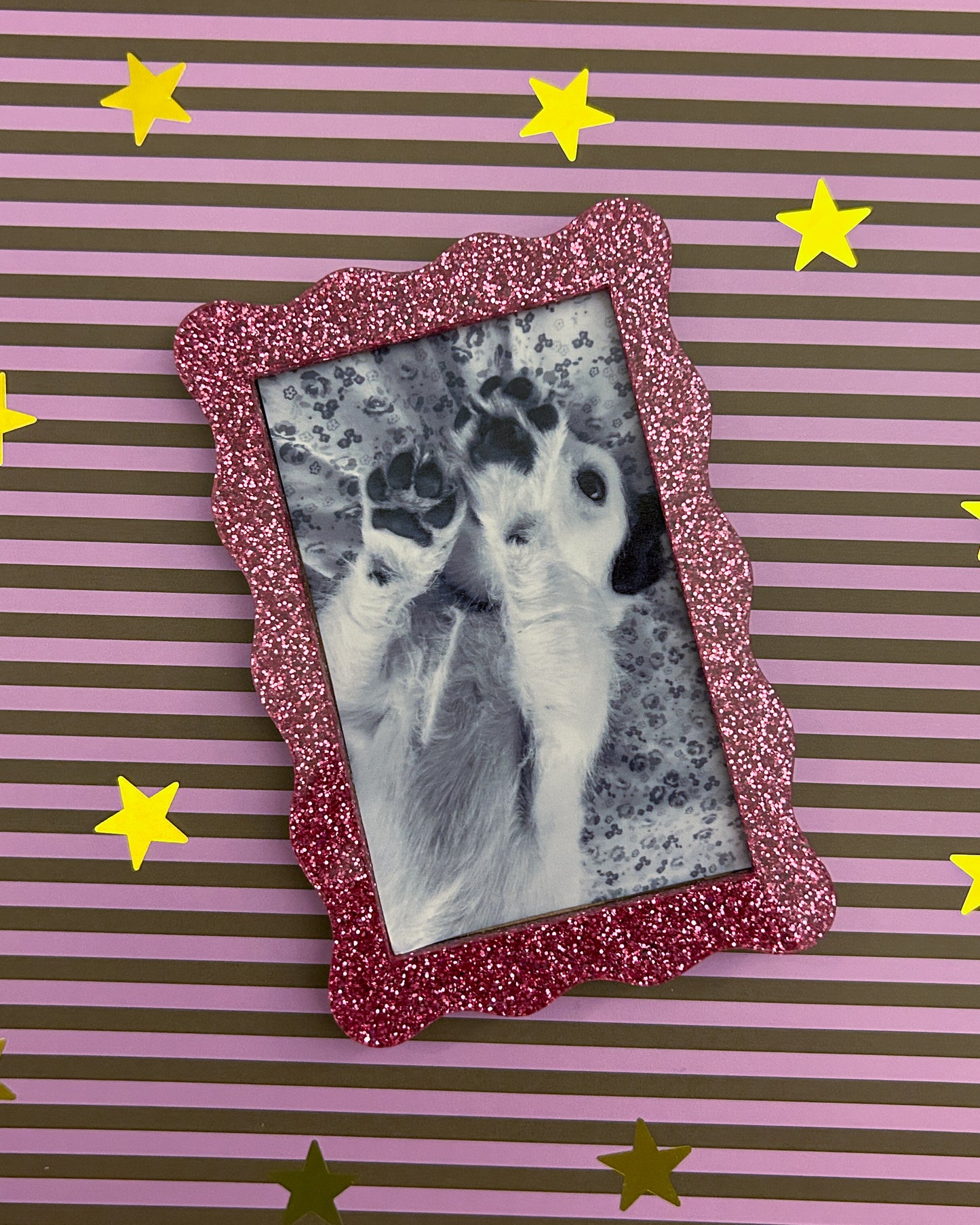 Wavy Photo Frame Magnet Decoration